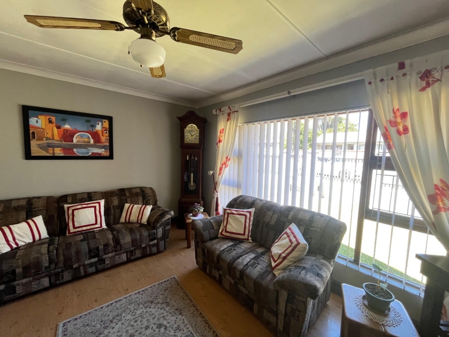 3 Bedroom Property for Sale in Greenfields Eastern Cape